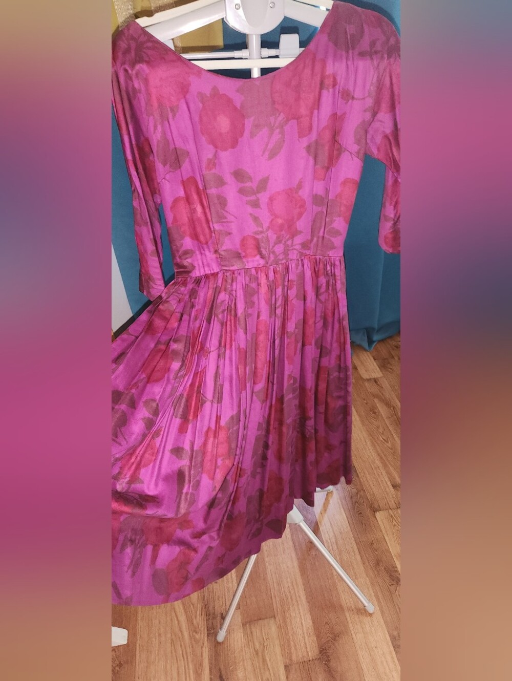 50s Floral Fit-and-Flare Women's Dress in Magenta Pink